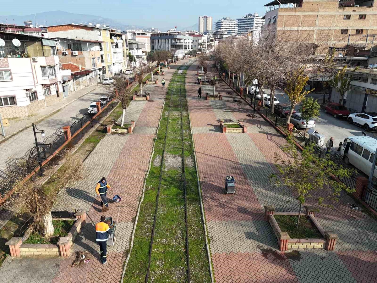 Nazilli Belediyesi\'nden Temizlik ve Bakım Çalışmaları