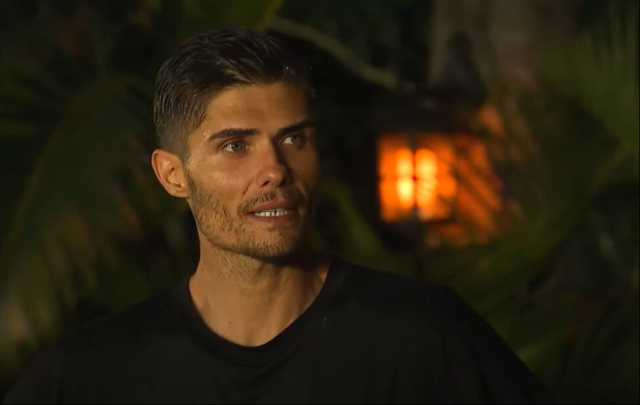 Survivor'da herkesi şaşırtan veda! Elenen ismi görenler 'Yok artık' dedi