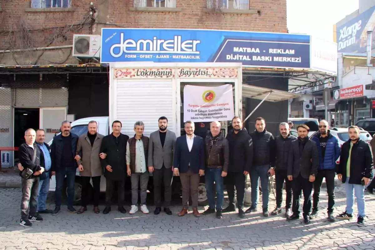 Turgutlu\'da 10 Ocak Çalışan Gazeteciler Günü Lokma Hayrı Düzenlendi