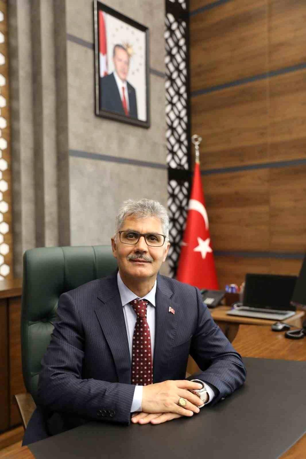 Vali Çelik\'ten Gazetecilere Mesaj