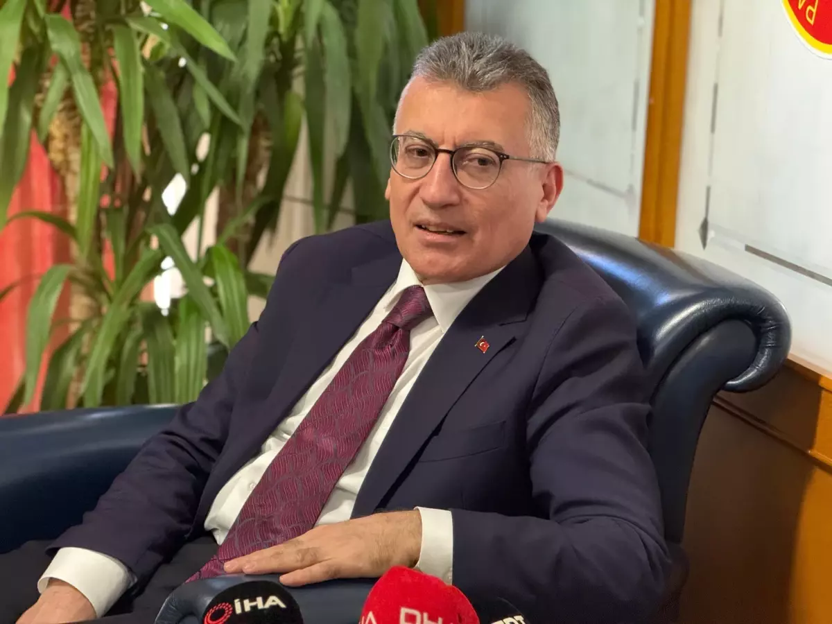 AK Parti\'den Gazetecilere 10 Ocak Kutlaması