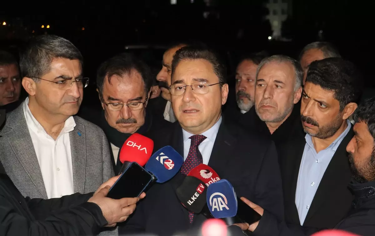 Ali Babacan: Türkiye\'nin, Avrupa demokrasilerindeki gibi yeni modellere ihtiyacı var