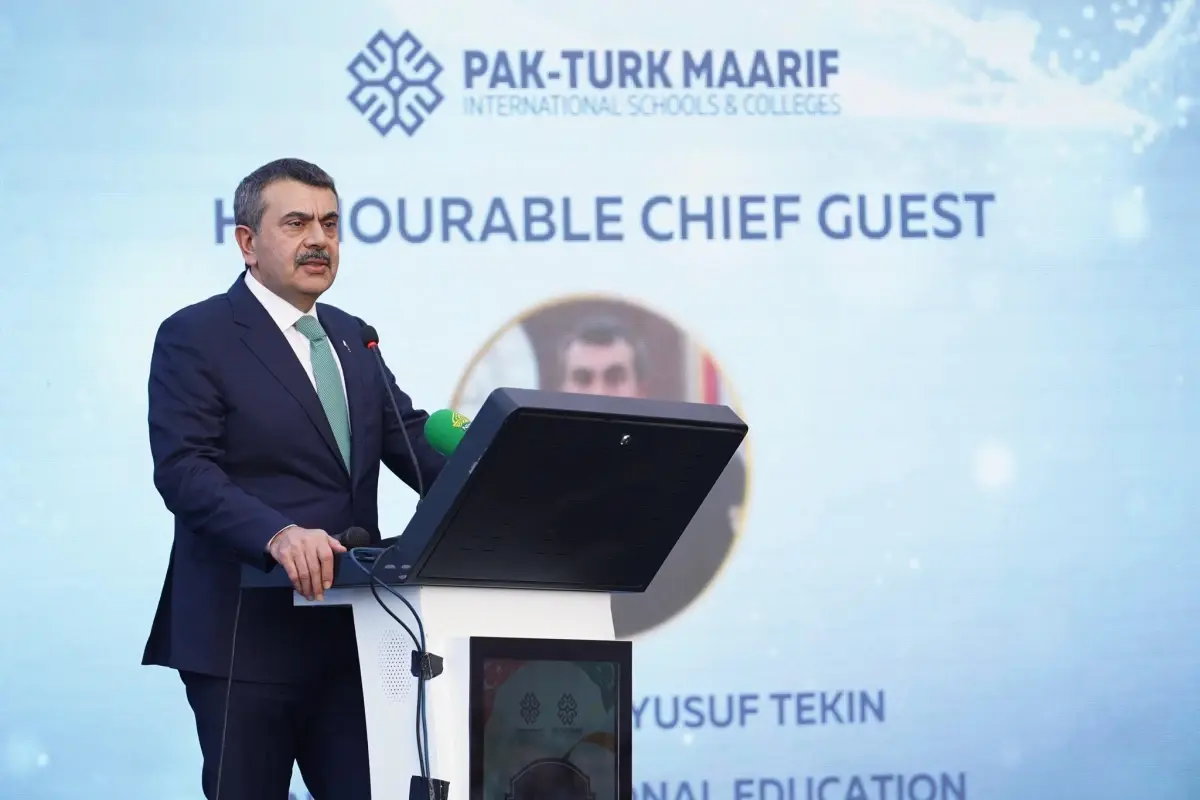 Bakan Tekin, Türkiye Maarif Vakfı\'nın Pakistan Multan\'daki okulunun açılışını yaptı