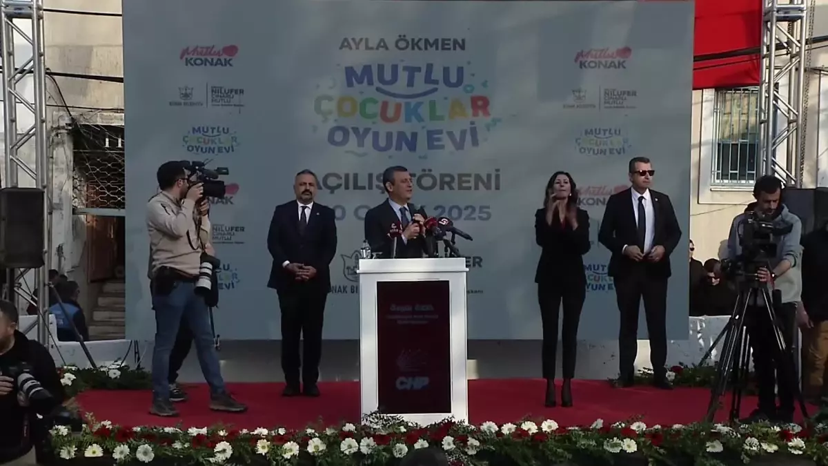 CHP Genel Başkanı Özel\'den Cumhurbaşkanı Erdoğan\'a: CHP\'li Belediyelere Çelme Çakarak, Hasetlikle Vatandaşın Gönlüne Giremezsin