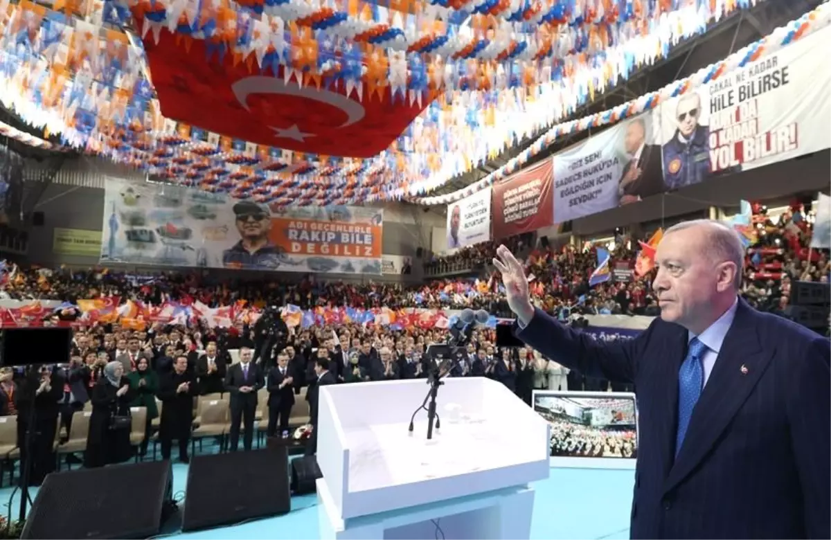 Cumhurbaşkanı Erdoğan: "Halep Kalesi\'ne asılan ay yıldızlı sancak CHP\'ye niye dokunuyor"