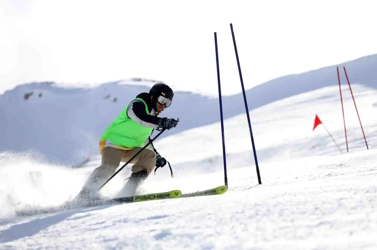 Denizli\'de Alp Disiplini Yarışları Yapıldı