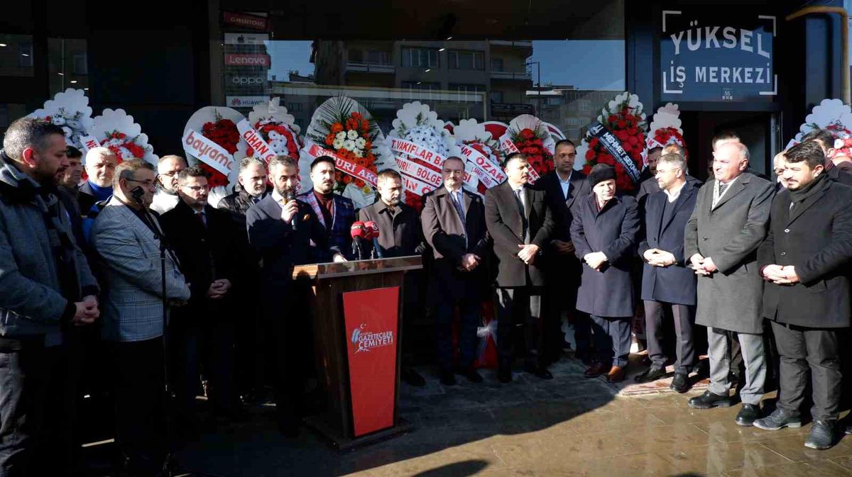 Erzurum Gazeteciler Cemiyeti\'nin Yeni Merkezi Açıldı