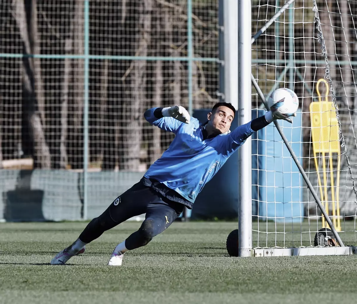 Fenerbahçe Konyaspor Maçına Hazırlanıyor