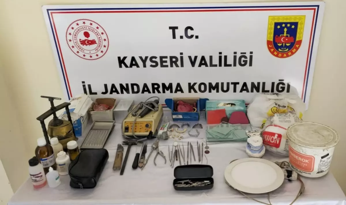 Kayseri\'de İzinsiz Diş Muayenehanesi Açan T.P. Gözaltına Alındı