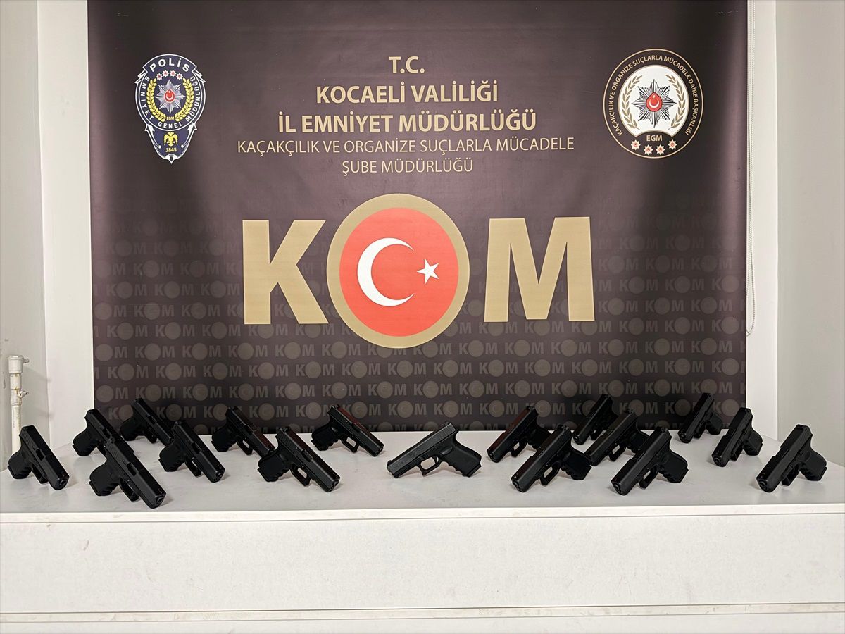 Kocaeli\'de Silah Kaçakçılığı Operasyonu