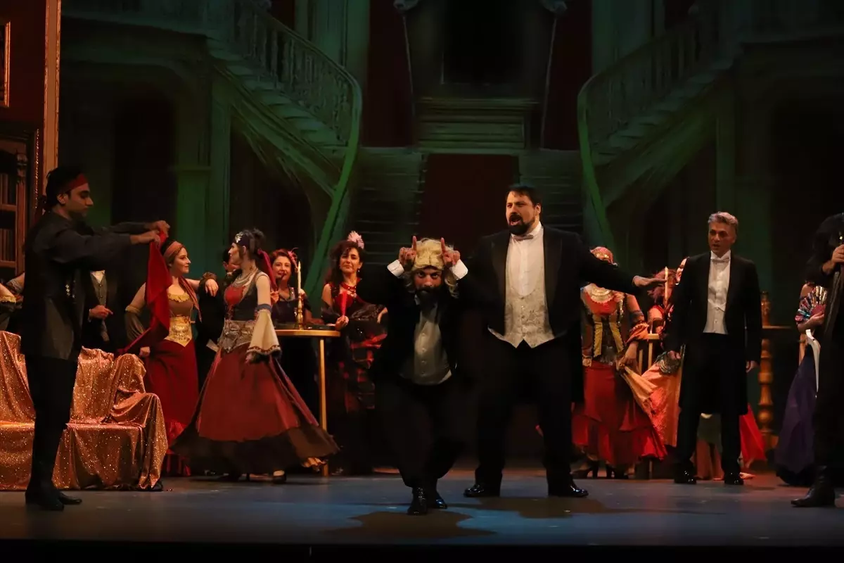 SAMDOB, "La Traviata" Operasını Sahneleyecek