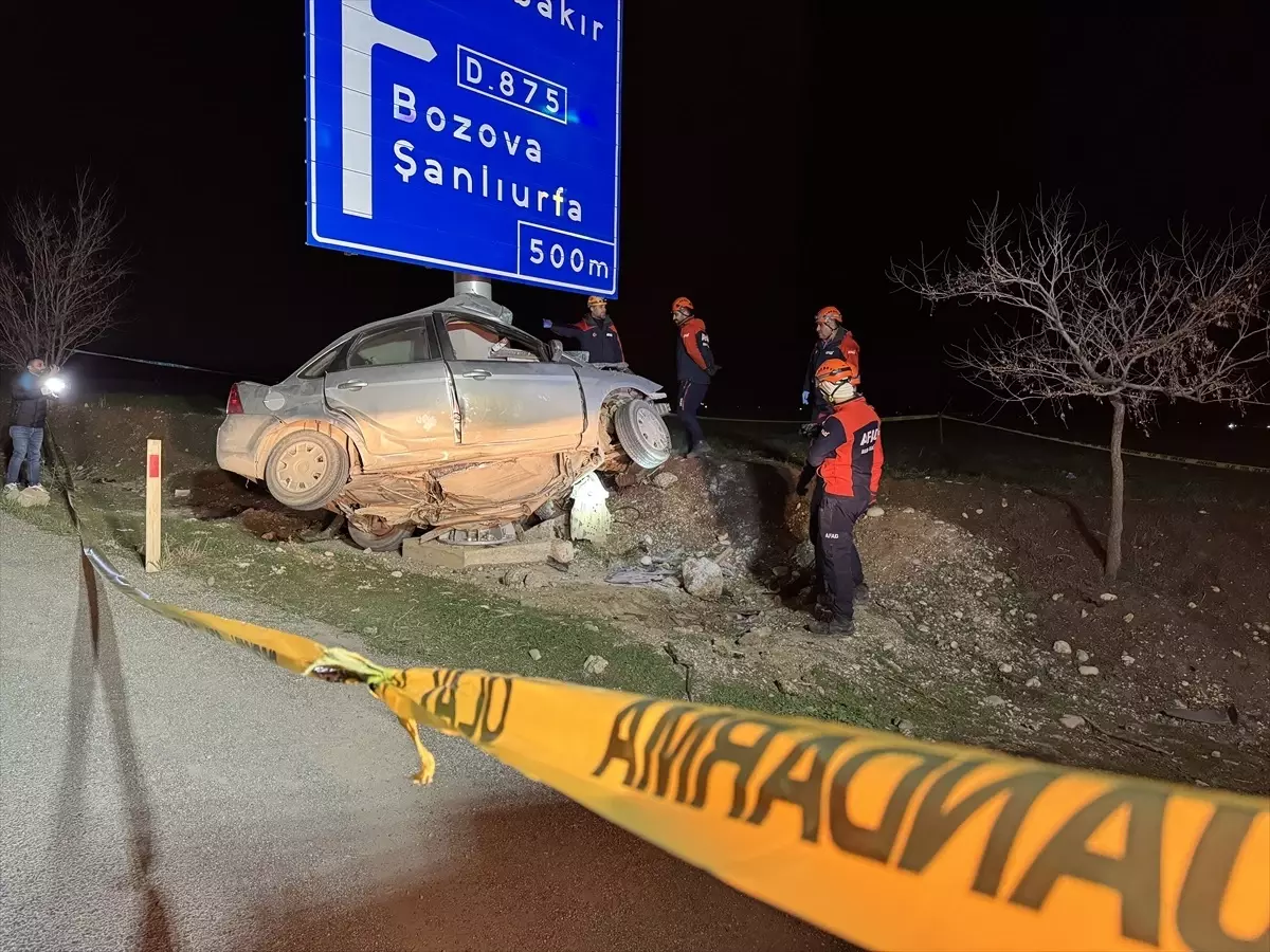 Adıyaman\'da Trafik Kazası: Sürücü Hayatını Kaybetti