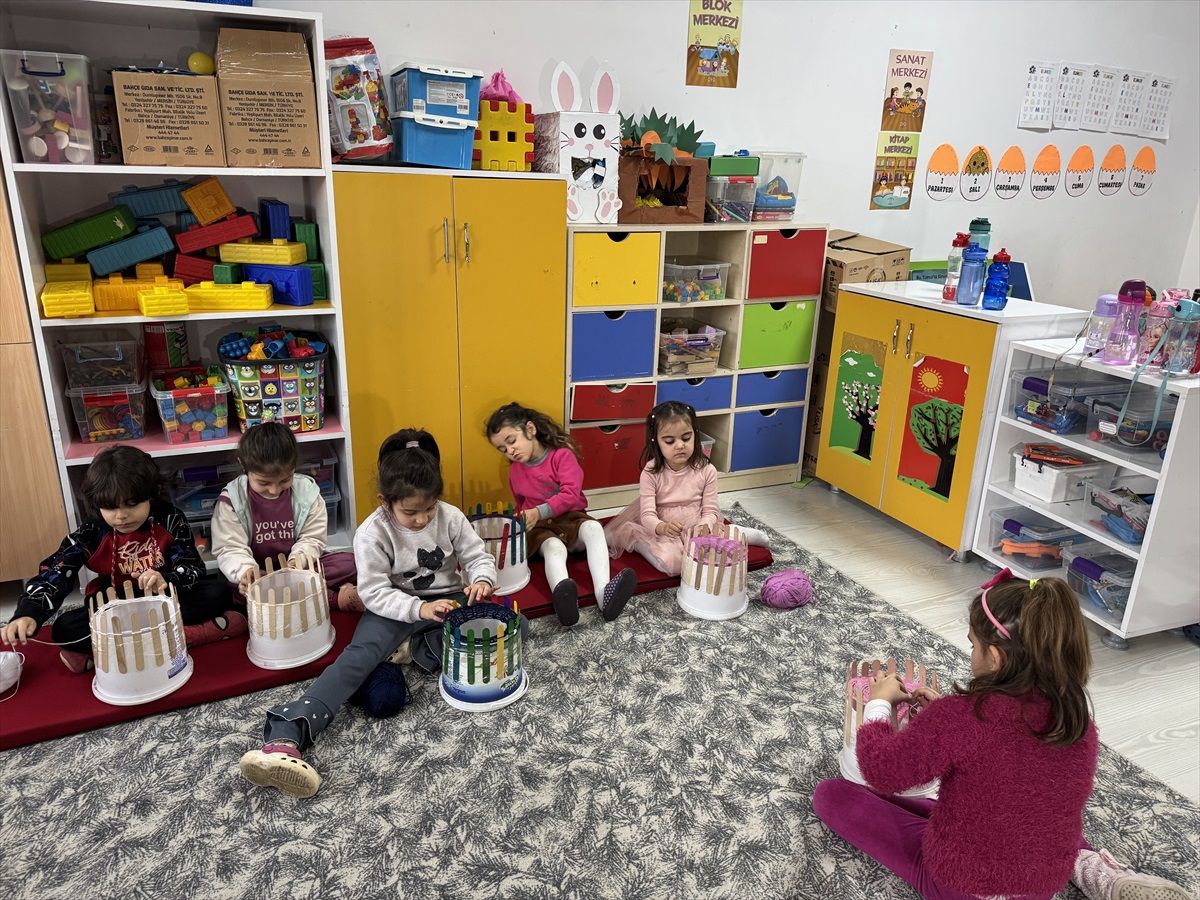 Miniklerden İhtiyaç Sahiplerine Şefkat Eli