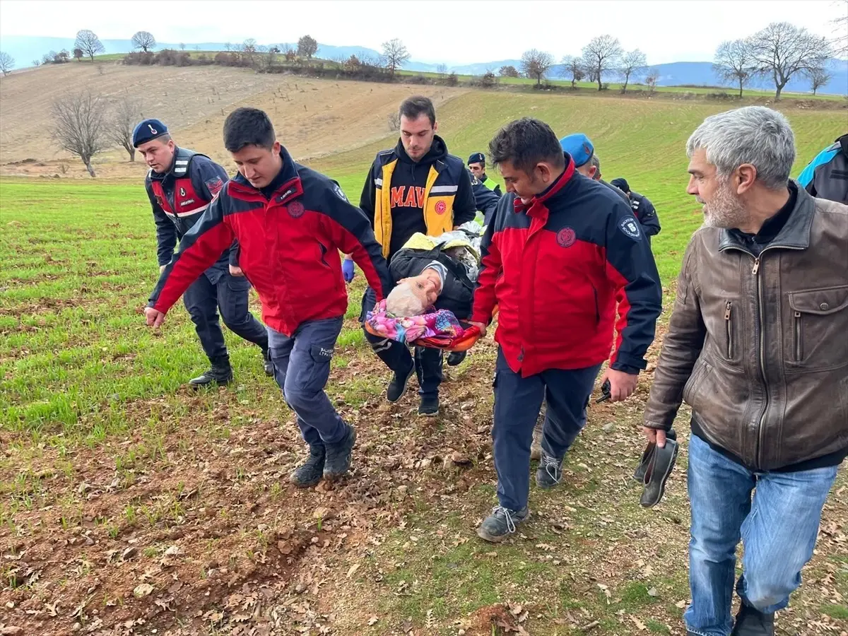 Sındırgı’da Kaybolan Alzheimer Hastası Kadın Bulundu