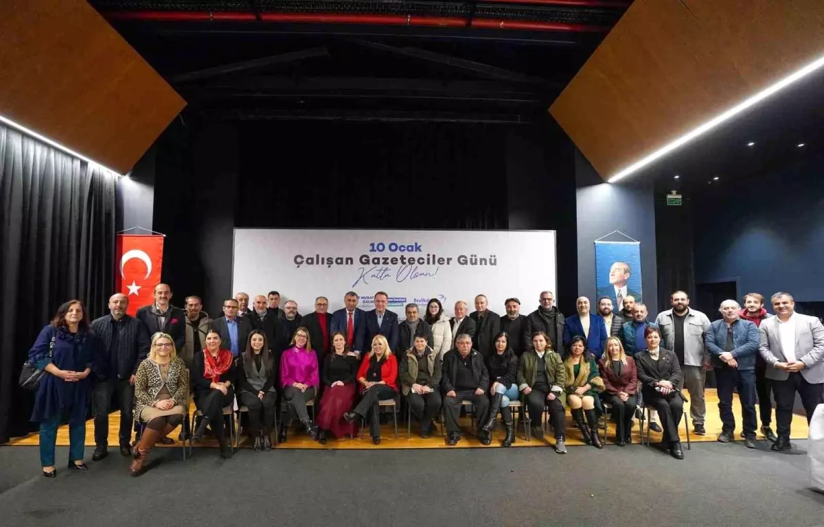 Beylikdüzü Belediye Başkanı Çalık\'tan Gazeteciler Günü Buluşması