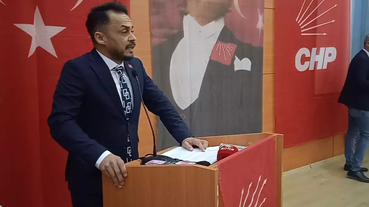 CHP\'li Kaya\'dan \'Bilge Sitesi\' Tahliyelerine Tepki: "O Enkaz Molozlarının Altında Canlarımızın Yattığı Kadar Bu İşte Kusuru Olanlar Yatmadı"