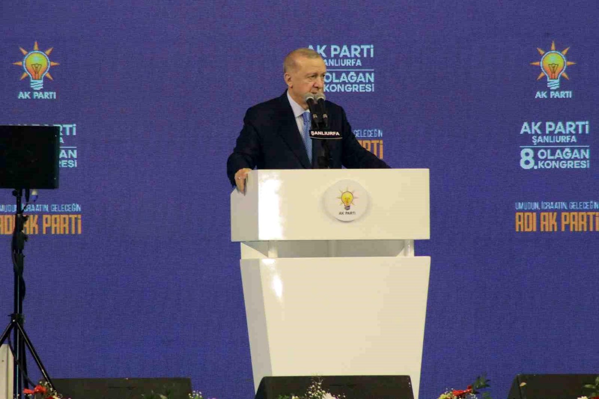 Cumhurbaşkanı Erdoğan: "136 kilometre uzunluğundaki Gaziantep-Şanlıurfa tren hattının yapımına bu yıl içinde başlamayı planlıyoruz"