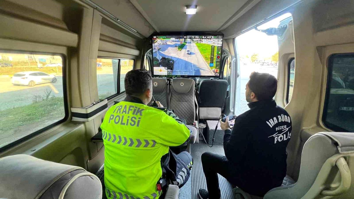 Düzce\'de Dron Destekli Trafik Denetimi