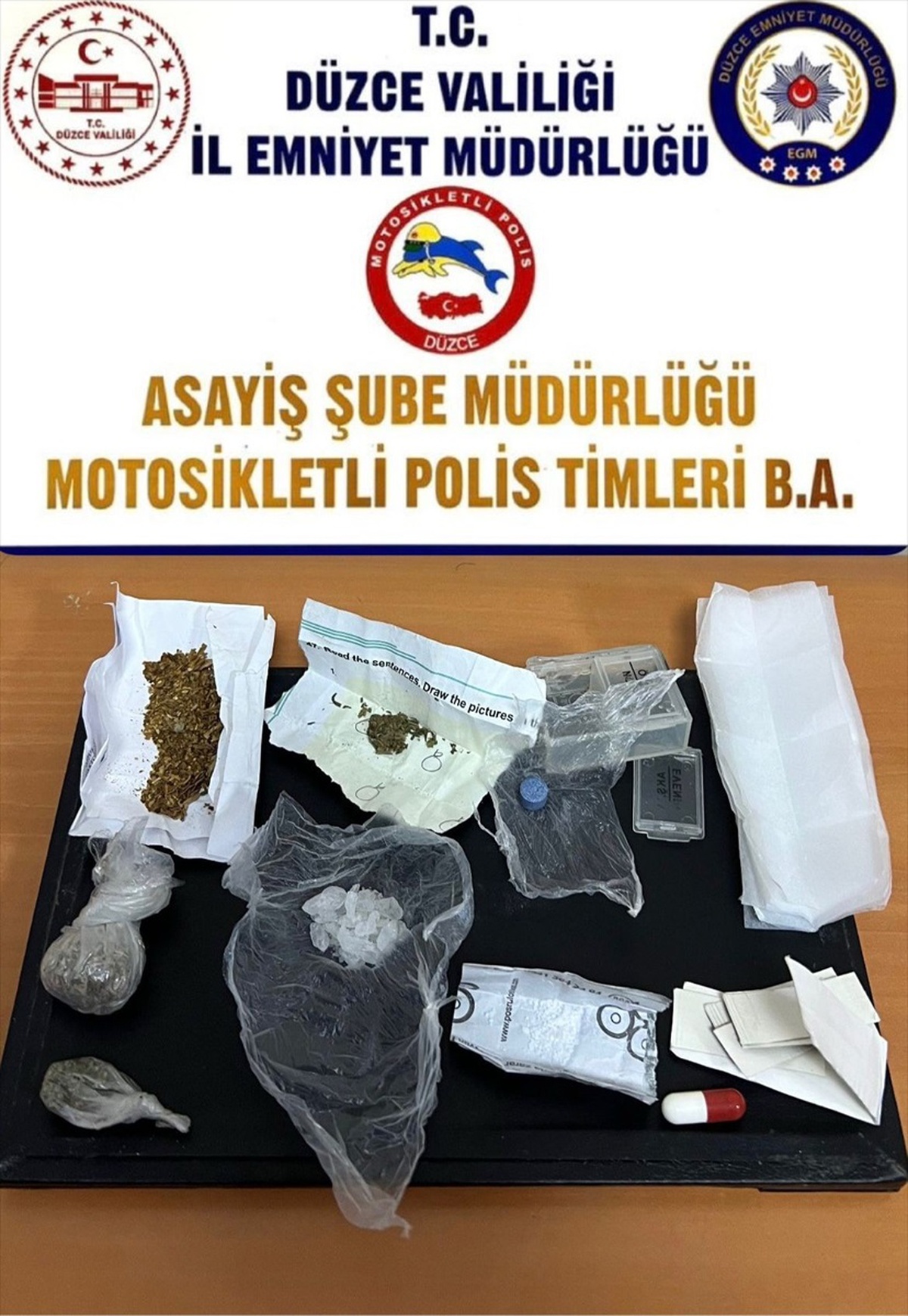 Düzce\'de Uyuşturucu Operasyonu: 3 Tutuklama