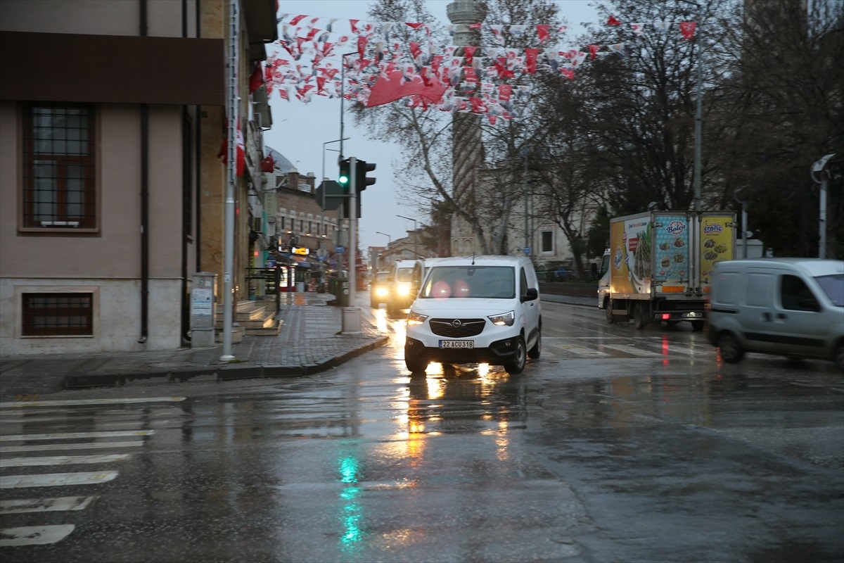 Edirne ve Kırklareli\'nde Sağanak