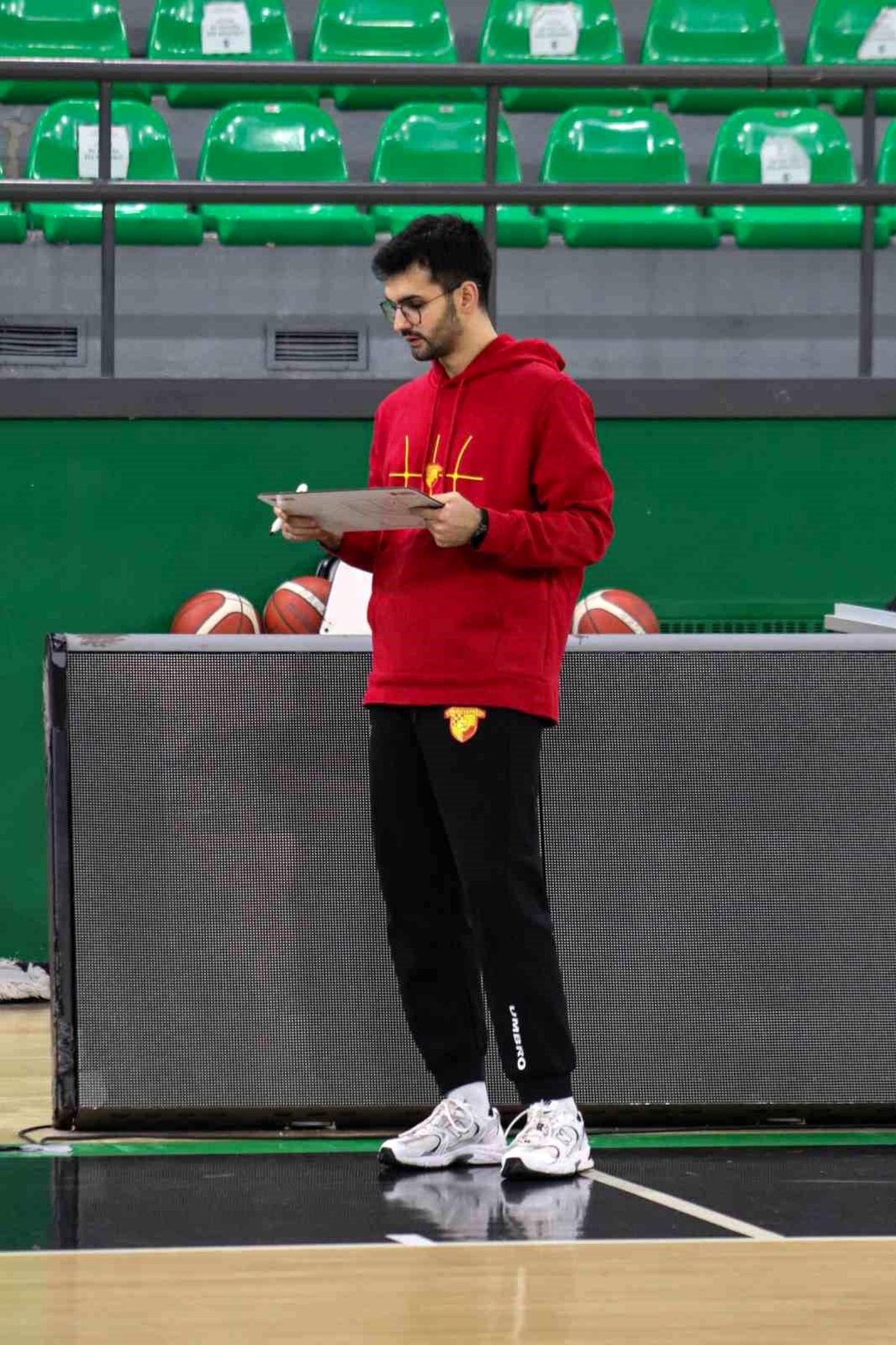 Göztepe Basketbol\'da Yeni Sayfa