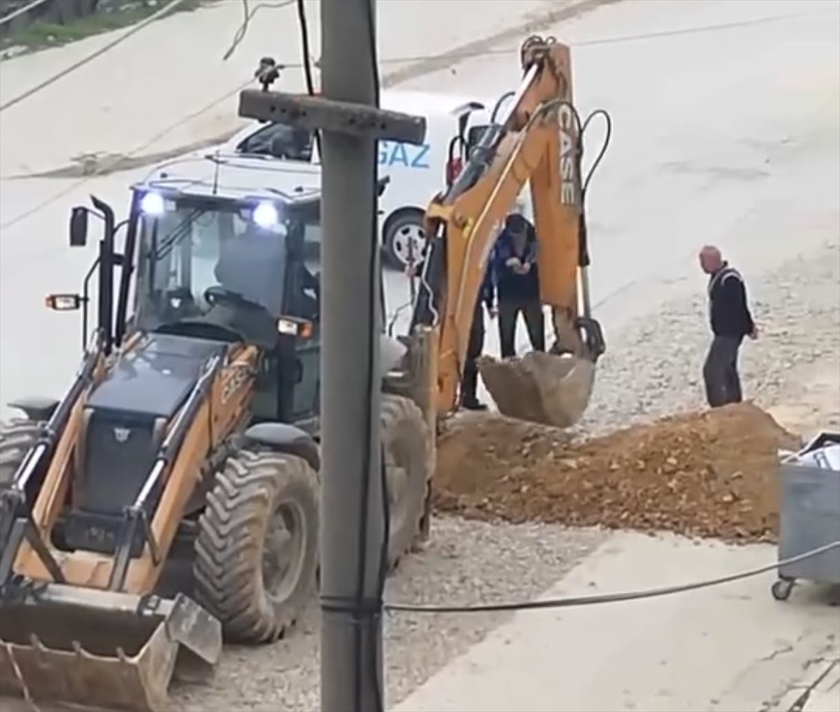 İnegöl\'de Altyapı Çalışmasında Doğal Gaz Borusu Delindi