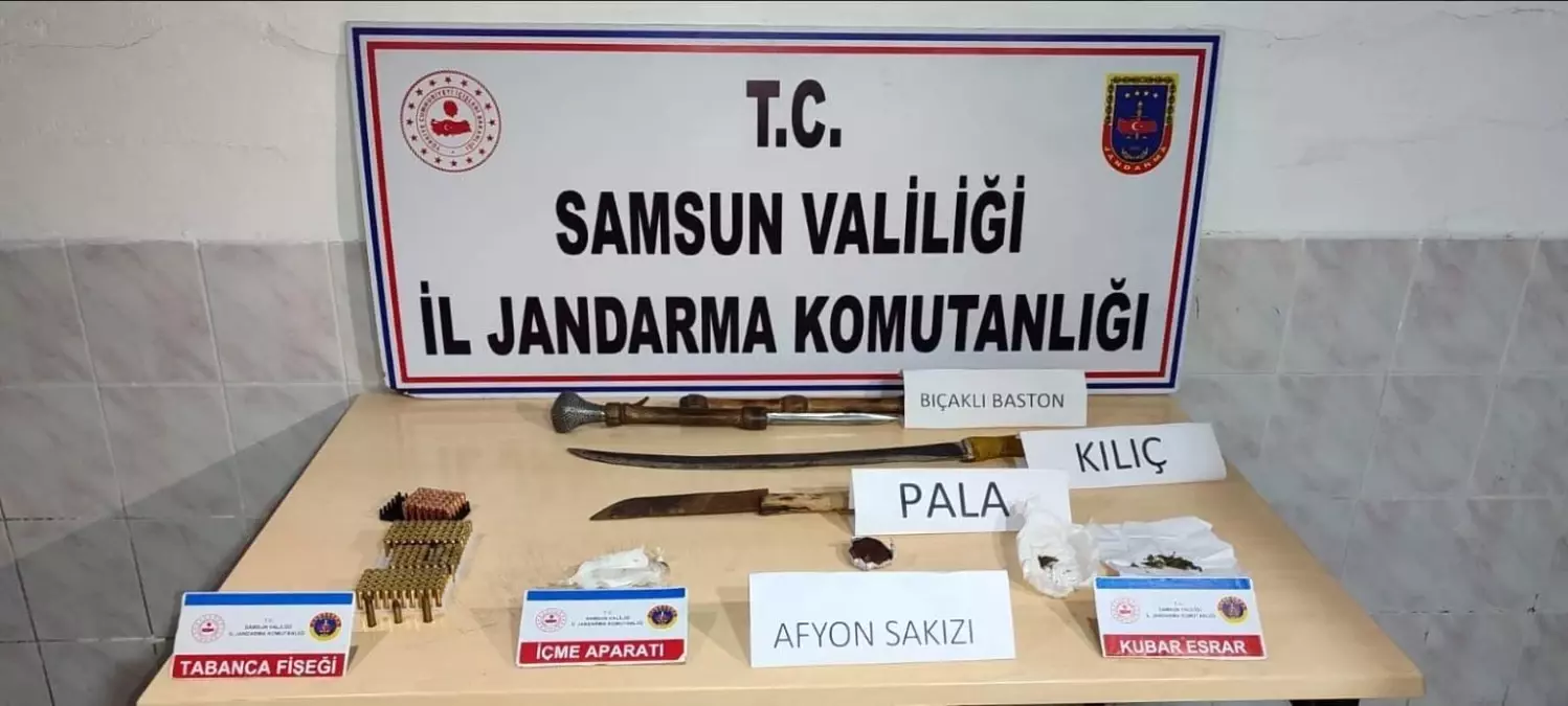 Samsun\'da Uyuşturucu Operasyonu: 2 Gözaltı