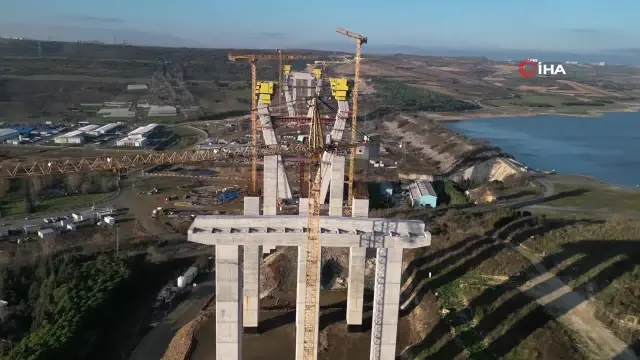 Kanal İstanbul'un İlk Köprüsü Yükseliyor