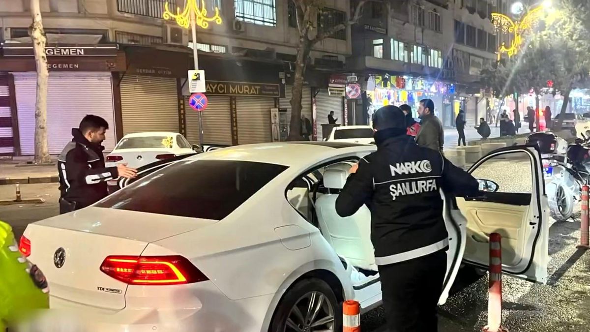 Şanlıurfa\'da Huzur Uygulaması: 22 Şüpheli Yakalandı