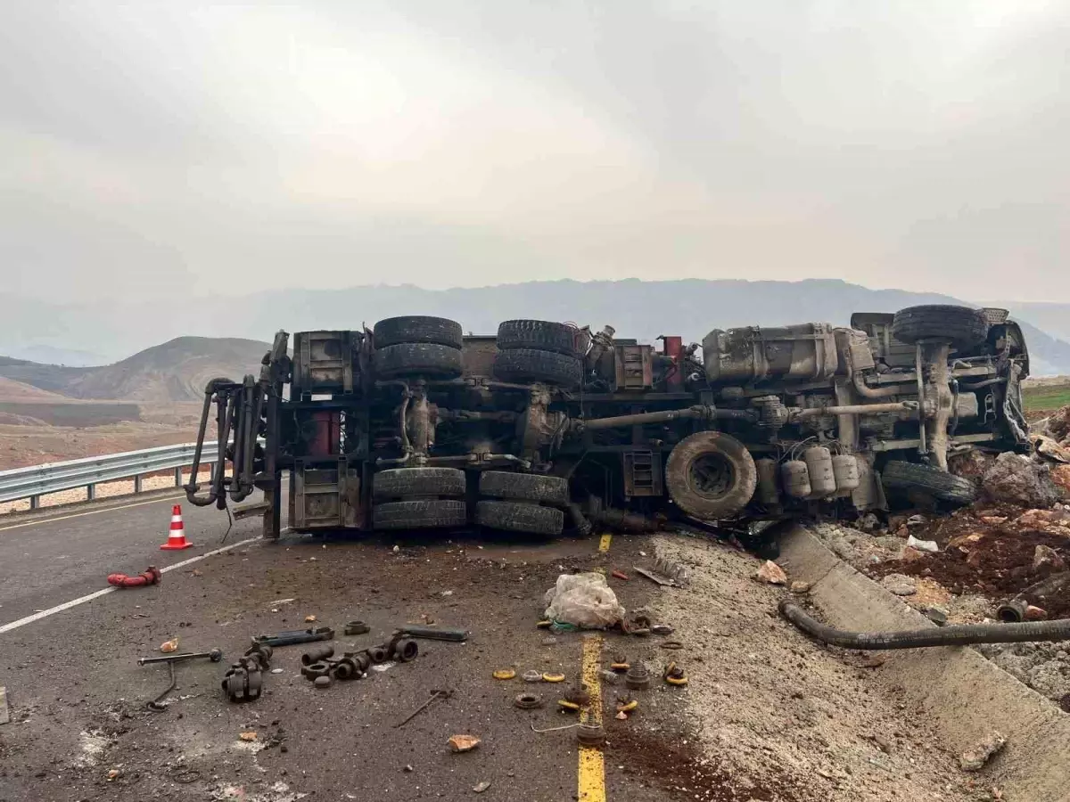 Şırnak\'ta feci kaza: 1 ölü, 1 yaralı