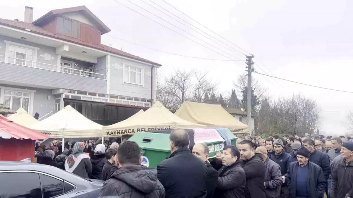 14 Yaşındaki Öğrenci Sude Trafik Kazasında Hayatını Kaybetti