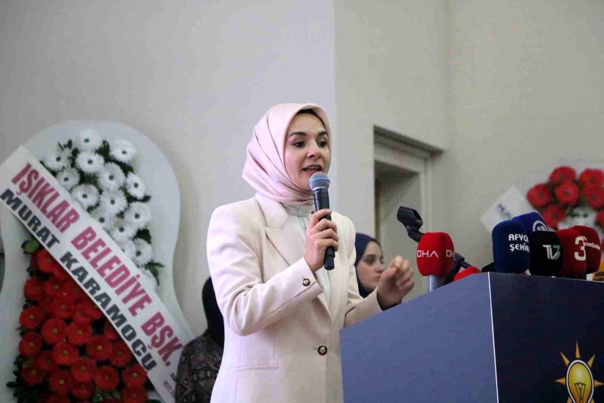 Bakan Göktaş: "Kadınların iş gücüne katılma oranı yüzde 40\'ı geçti"