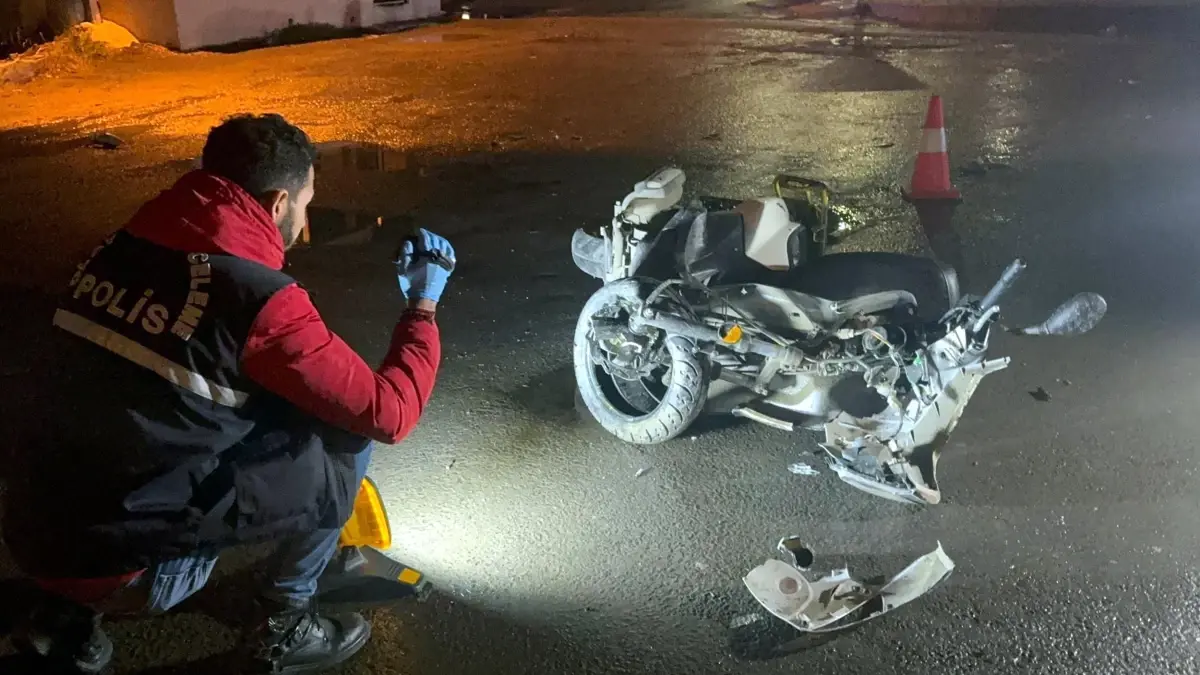 Çalıntı Motosikletle Kaçan Genç Ağır Yaralandı