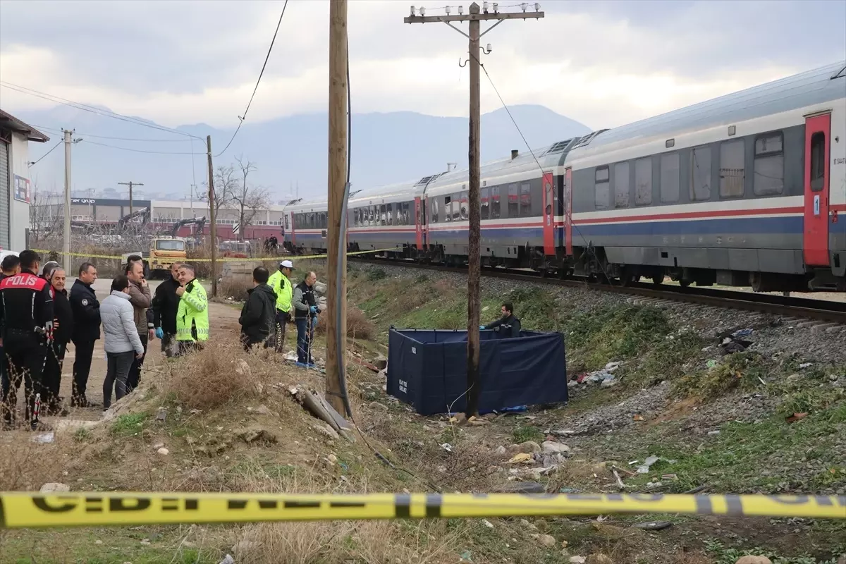 Tren Kazasında Bir Kişi Hayatını Kaybetti