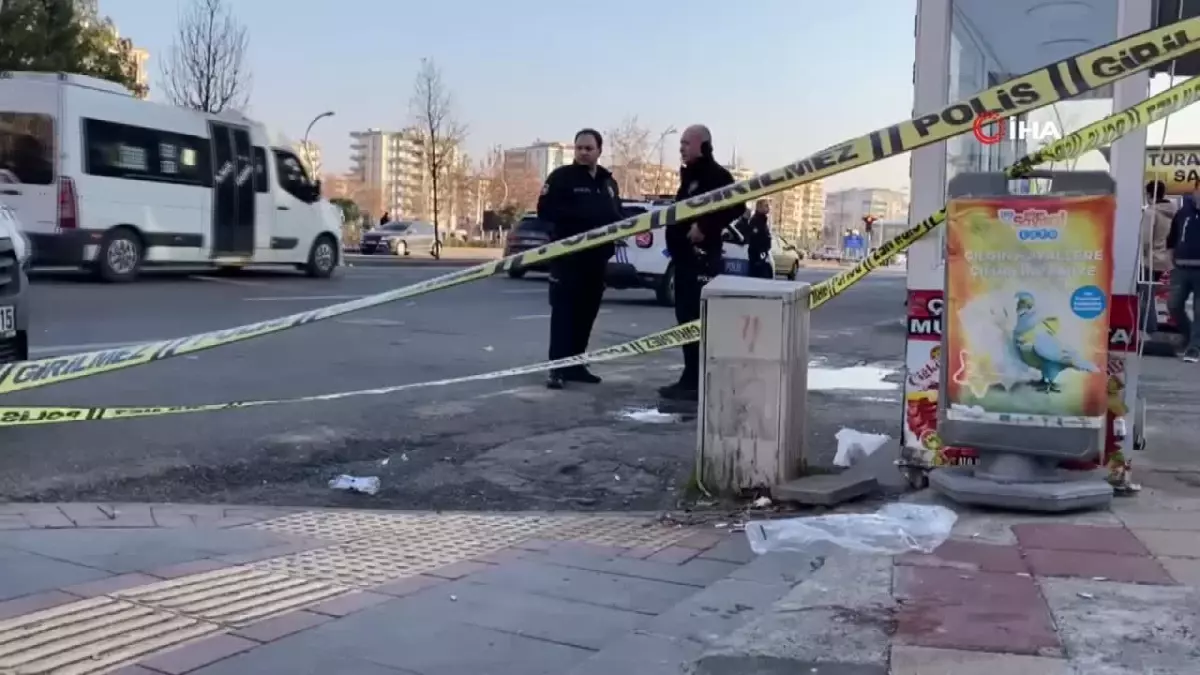 Diyarbakır\'da Silahlı Kavga: Bir Kadın Ağır Yaralandı