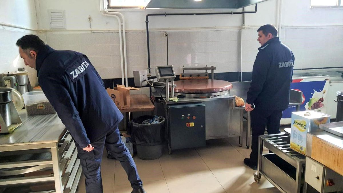 Erzincan\'da Zabıta Ekiplerinden Gıda Denetimi