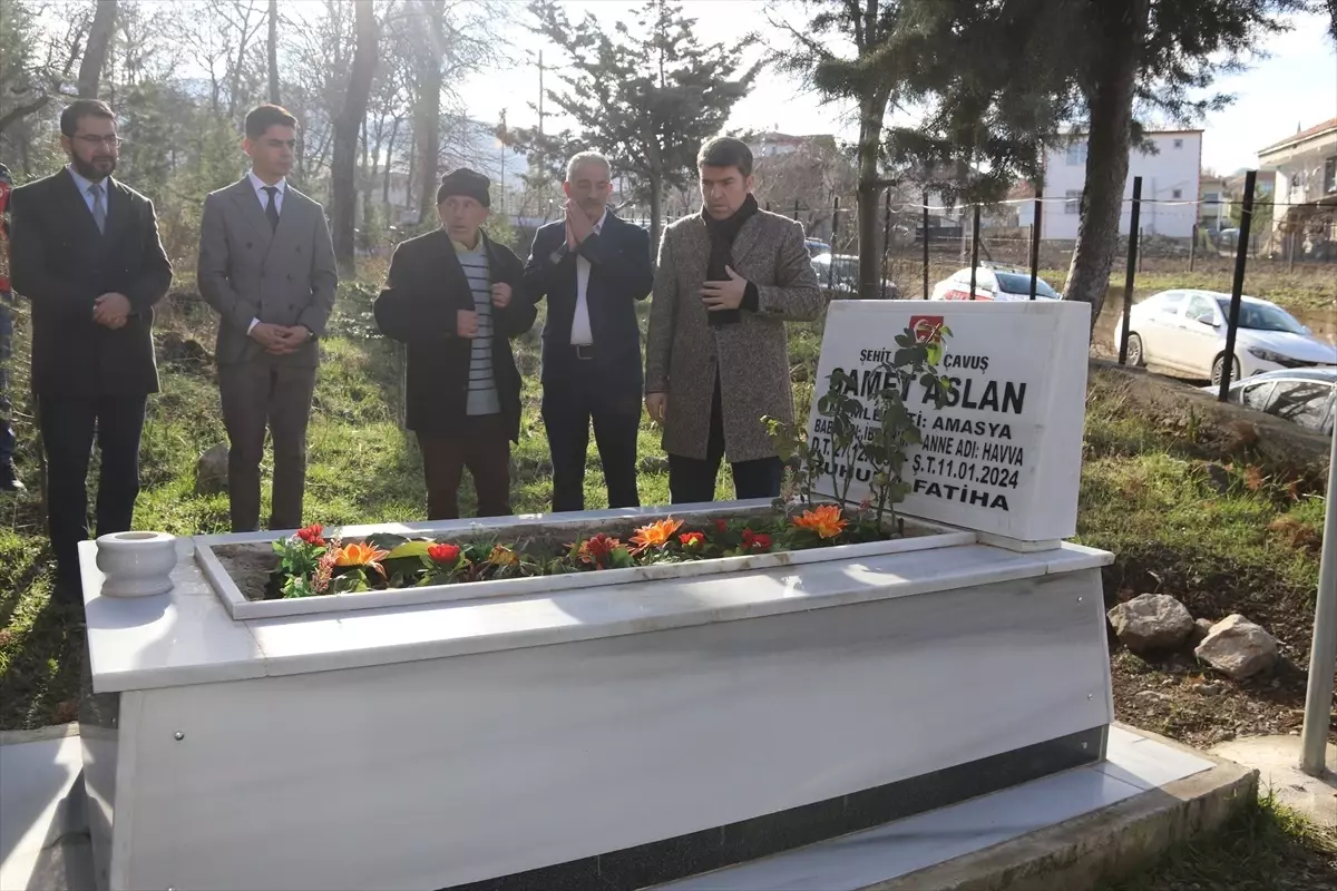 Şehit Piyade Uzman Çavuş Samet Aslan İçin Mevlit ve Dua Töreni