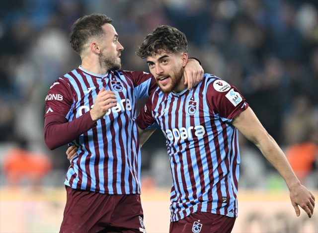 Trabzonspor, Antalyaspor'u sahasında 5-0 yendi