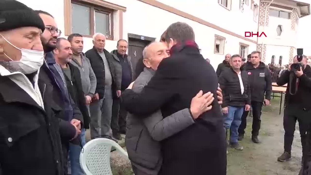 AMASYA Su kuyusu açarken göçük altında kalarak ölen 2 kişi toprağa verildi