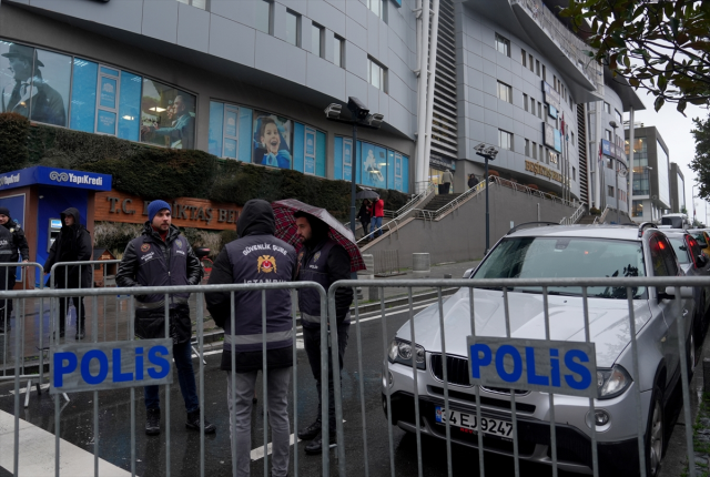 Beşiktaş Belediye Başkanı Rıza Akpolat gözaltına alındı