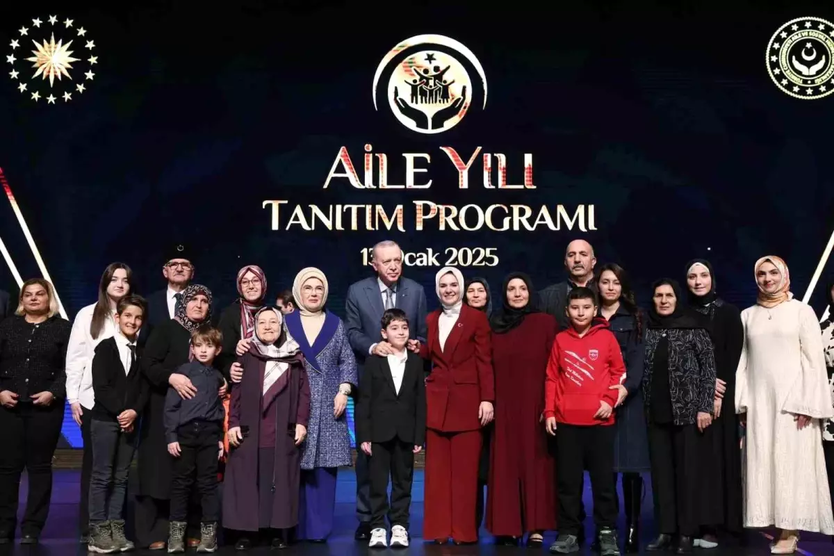 Emine Erdoğan\'dan "Aile Yılı" paylaşımı