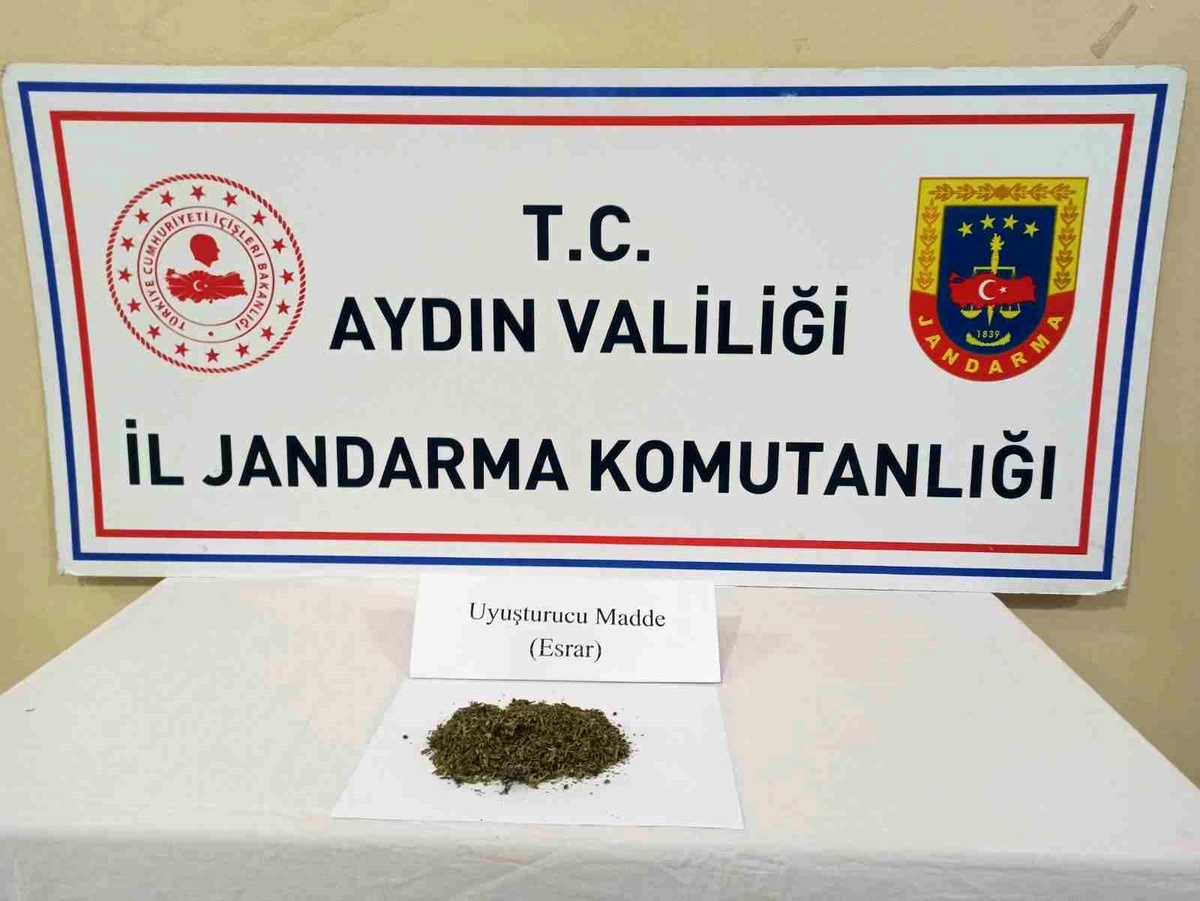Aydın\'da Uyuşturucu Operasyonu: 30 Gram Ele Geçirildi