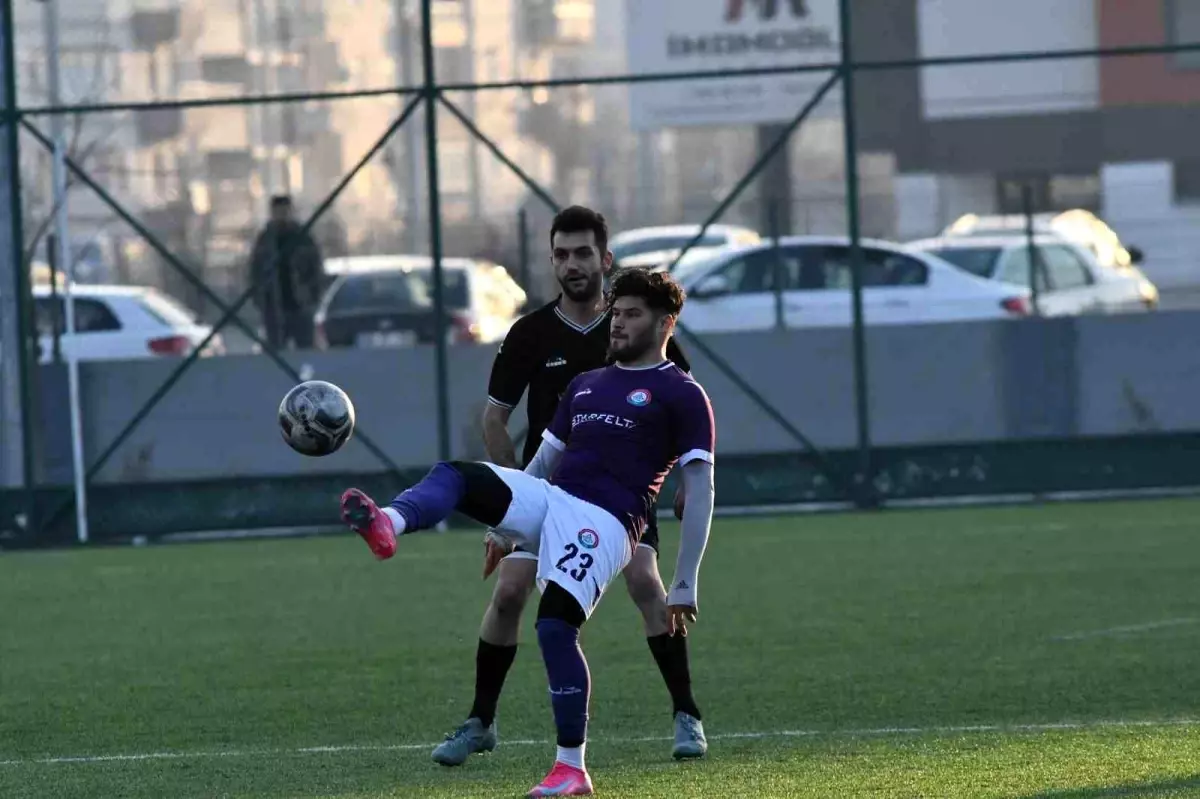 Erciyes Esen Makina FK, 4-1 ile kazandı