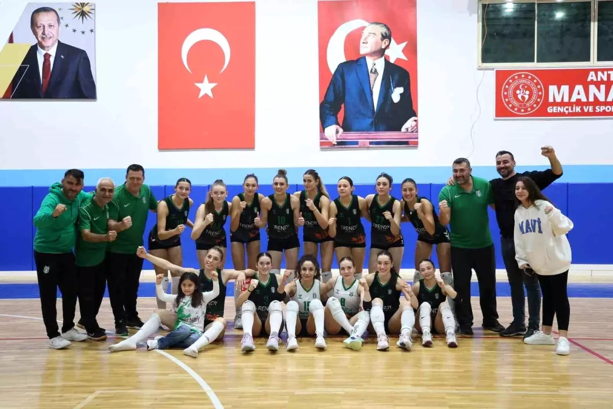 Manavgat Belediyespor, Kepez\'i 3-0 Mağlup Ederek Play-Off\'a Katılmayı Garantiledi