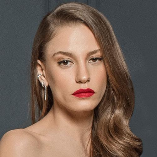 Serenay Sarıkaya ile para karşılığı ilişki yaşadığı iddia edilen Mert Demir sessizliğini bozdu