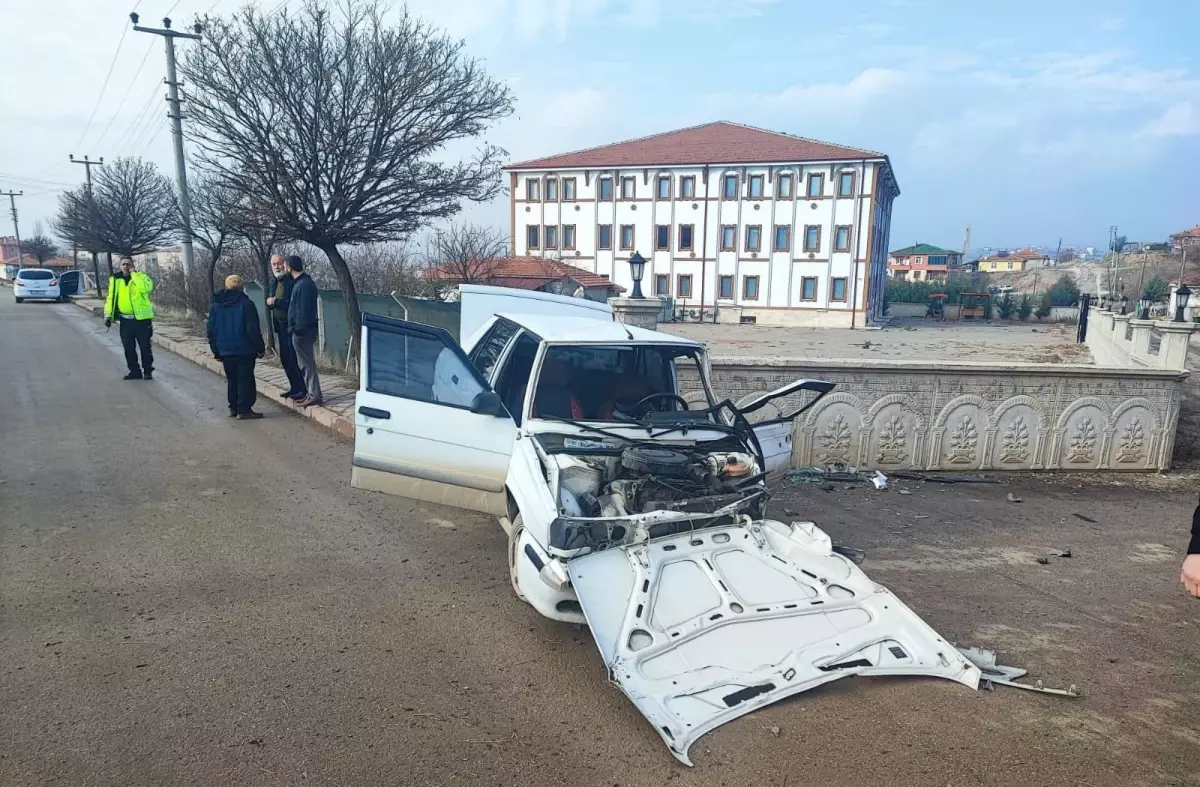 Kırıkkale\'de Trafik Kazası: Gülsüm Akbal Hayatını Kaybetti