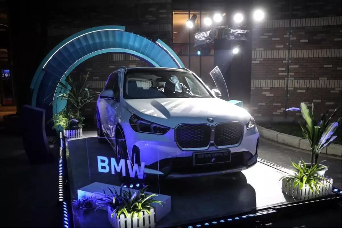 BMW, 2024\'te Çin\'e 400.000 Yeni Enerjili Araç Gönderecek