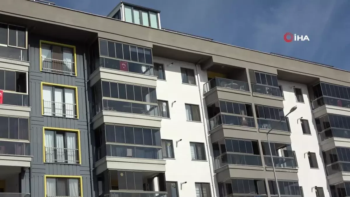 Çanakkale\'deki Eş Cinayeti İddiasında Tahliye