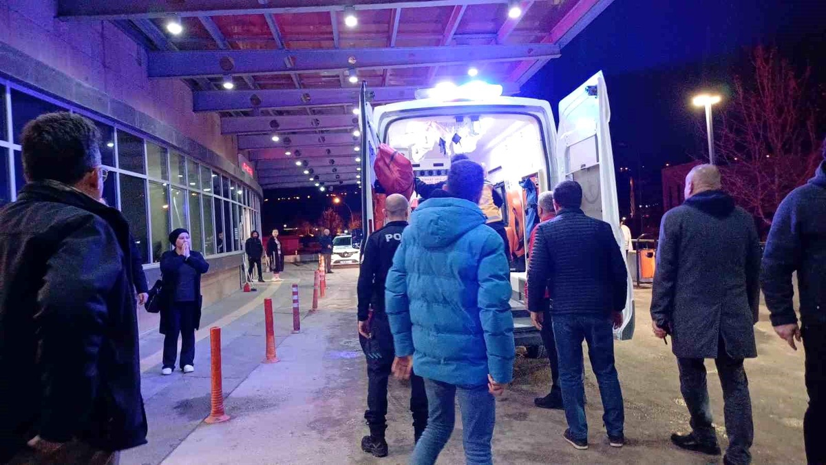 Bakan Yerlikaya\'dan Yaralı Polise Geçmiş Olsun Mesajı