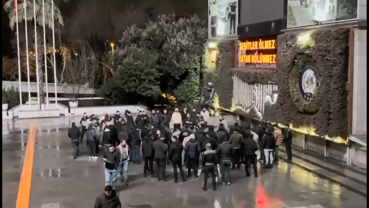 FETÖ\'ye Yönelik Büyük Operasyon: 19 Gözaltı